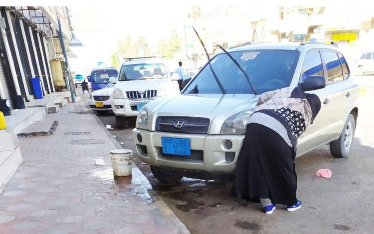 الحرب تجعل اليمنيات أكثر تهميشاً